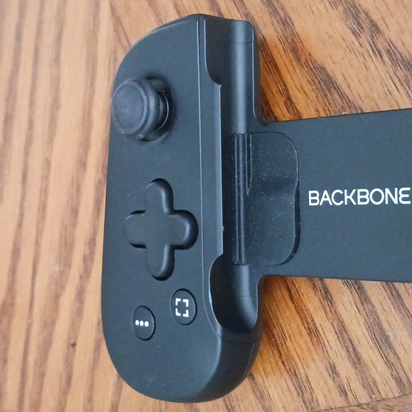 Backbone one mobile controller for  iphone - Picture 5 of 7
